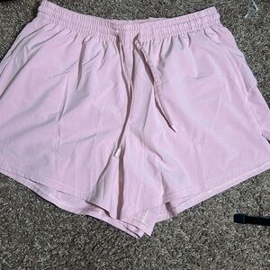 NWOT lululemon pace rival shorts 3in